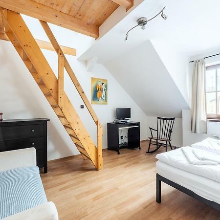 Family Apartments Praha 6 ภายนอก รูปภาพ