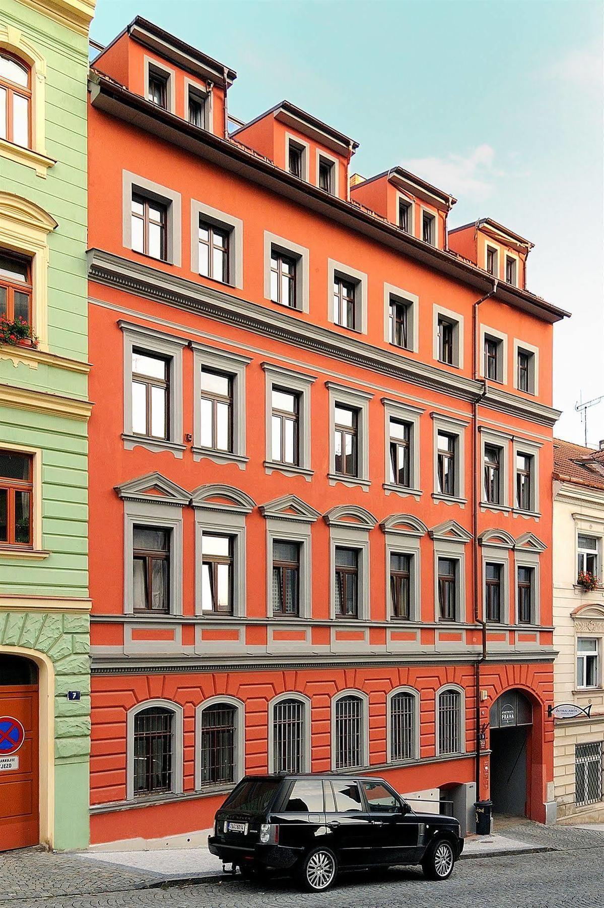 Family Apartments Praha 6 ภายนอก รูปภาพ