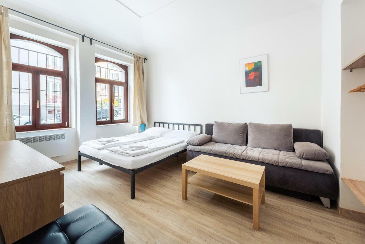 Family Apartments Praha 6 ภายนอก รูปภาพ