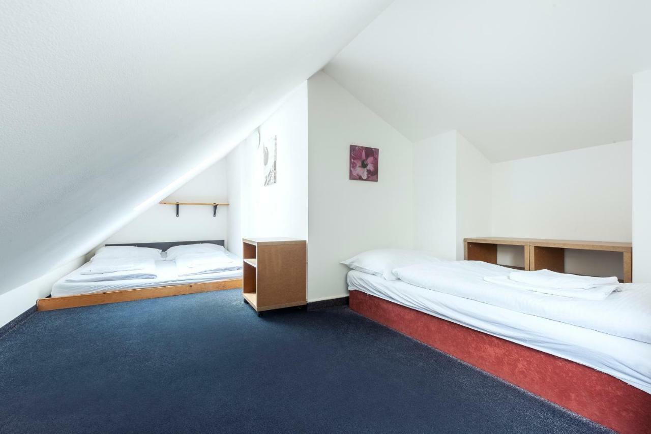 Family Apartments Praha 6 ภายนอก รูปภาพ