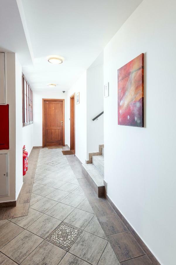 Family Apartments Praha 6 ภายนอก รูปภาพ