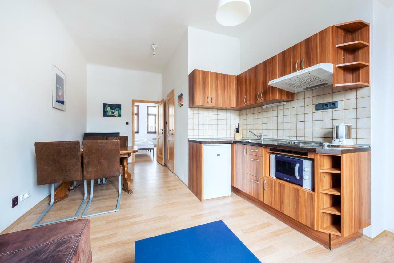 Family Apartments Praha 6 ภายนอก รูปภาพ