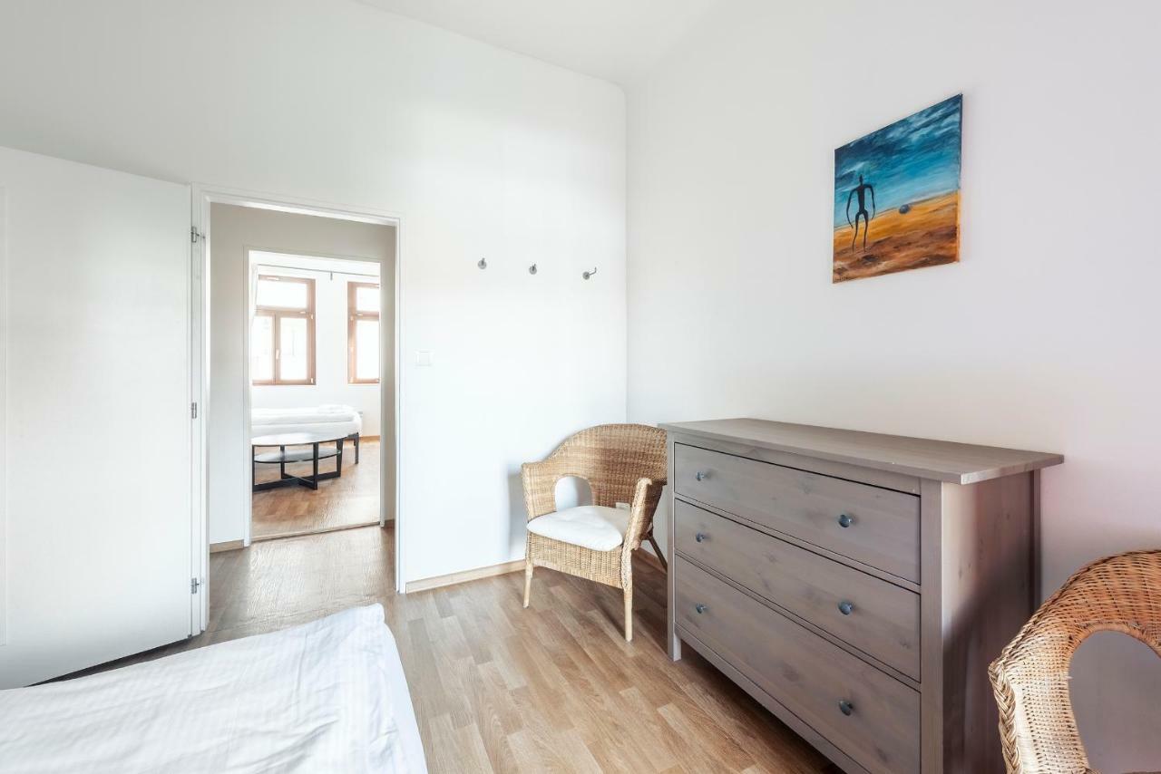 Family Apartments Praha 6 ภายนอก รูปภาพ