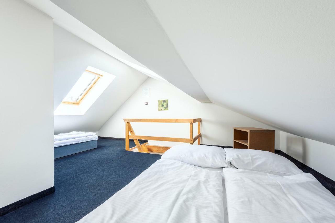 Family Apartments Praha 6 ภายนอก รูปภาพ